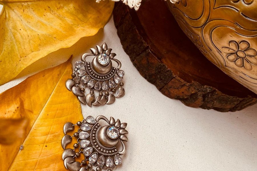 Indian traditions and Earrings fashion in wedding 2022