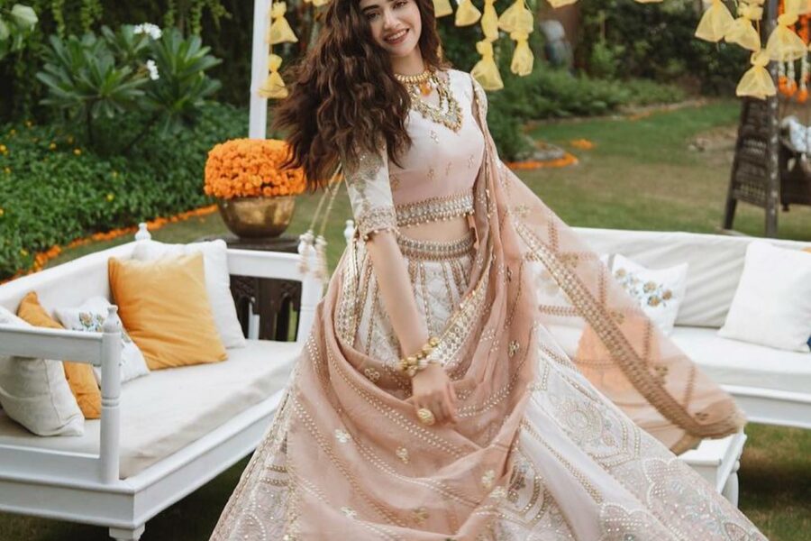 Lehenga Fashion which trends with beautiful brides of 2022